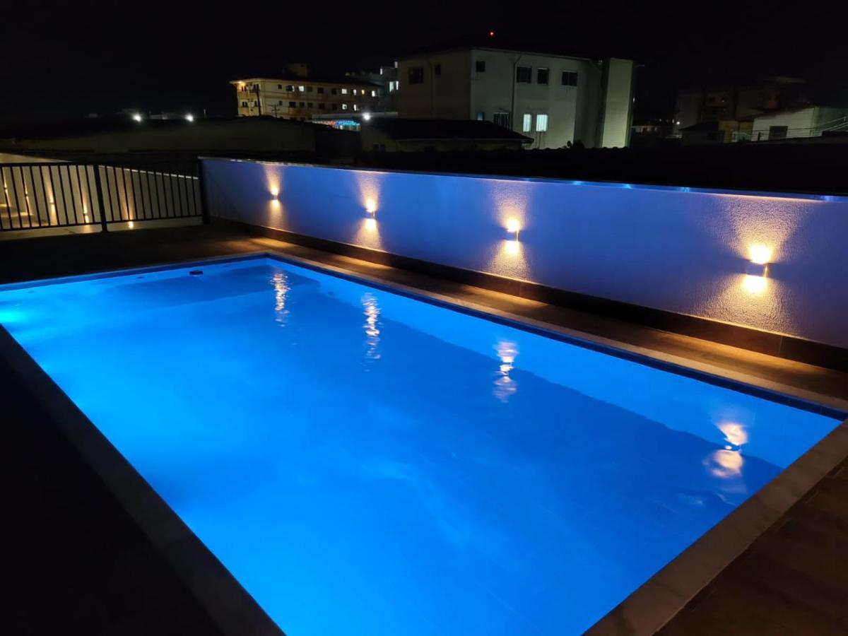 Apartamento Com Piscina No Centro Apartment Ubatuba Exterior foto