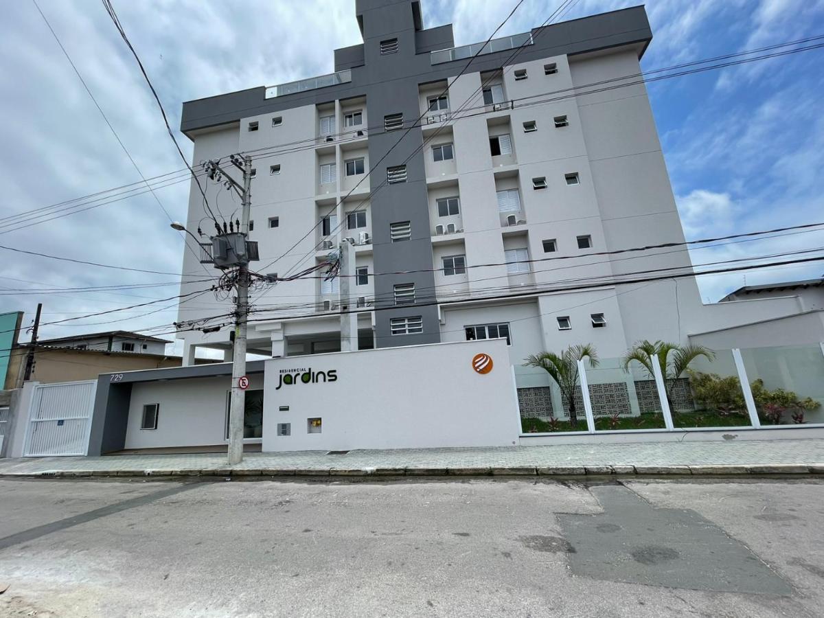 Apartamento Com Piscina No Centro Apartment Ubatuba Exterior foto